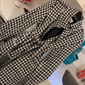 BB Dakota Houndstooth Coat